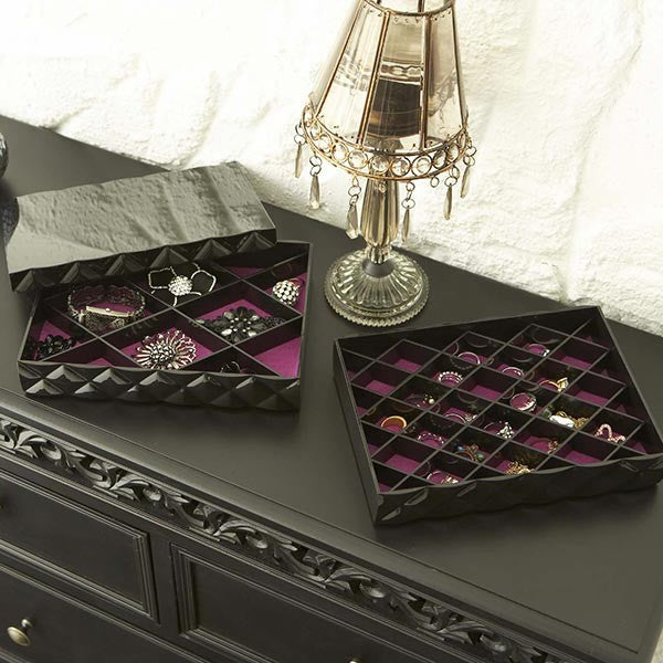 Cosmetic and jewellery case - Diamond