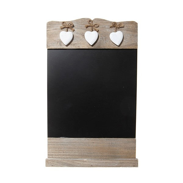 Pizarra con corazones blancos