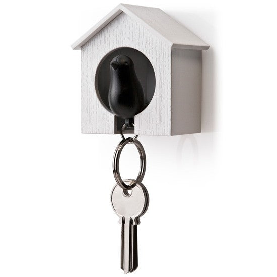 Sparrow Keyring with white house